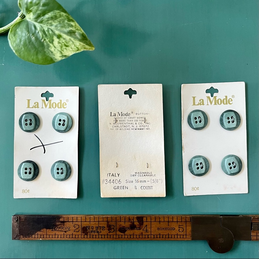 VINTAGE • La Mode Green, 5/8” Vintage Buttons, 3 Sets of 4 - Made in Italy